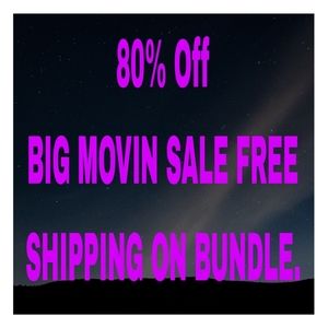 BIG MOVIN SALE 🎈🎈🎈🎈 FREE SHIPPING ON BUNDLE.